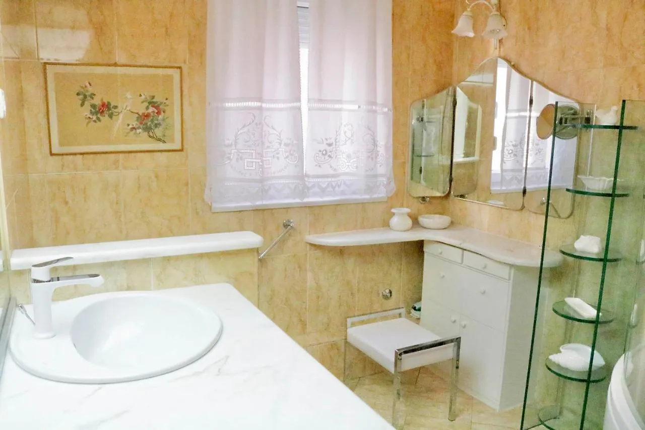Luxury Spalato Garden 0*, Split