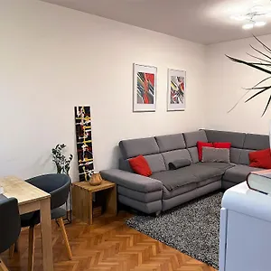  Apartment Mm - 5 Min By Car To The & Center - Free Public Parking